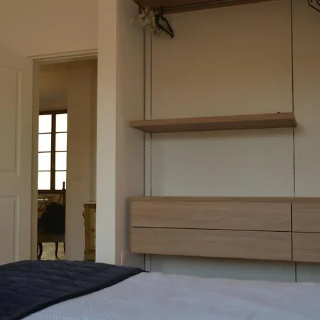 Apartman Servi Elegant With Terrace