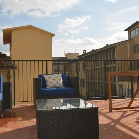 Servi Elegant With Terrace
