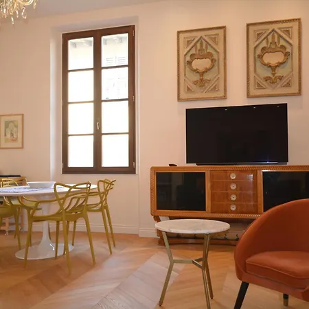 Servi Elegant With Terrace Firenze