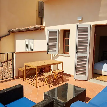 Apartman Servi Elegant With Terrace