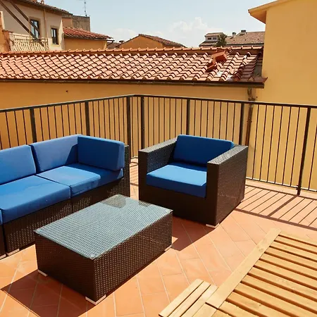 Servi Elegant With Terrace
