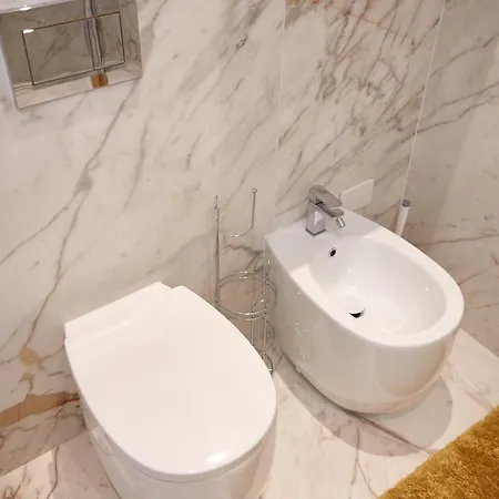 Servi Elegant With Terrace Apartman *